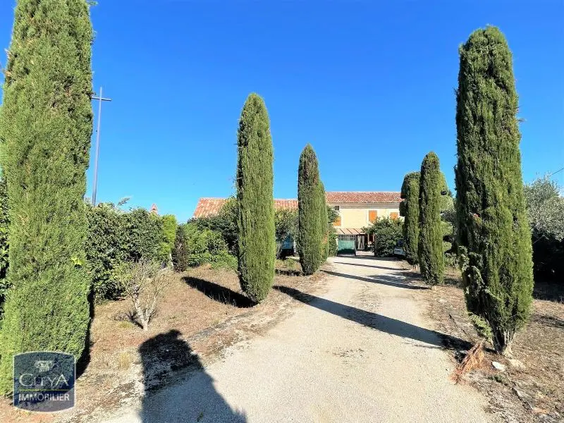 Photo 1 Maison 7 pièces 182.32m²