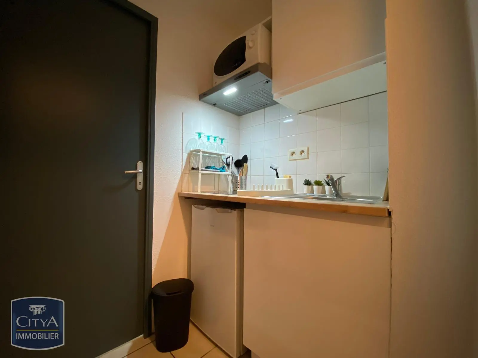 Photo 9 Appartement 1 pièce 20.73m²