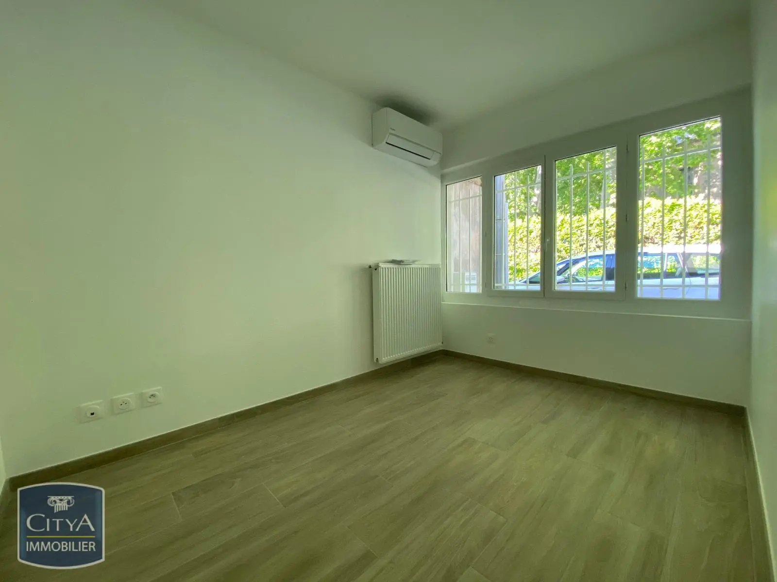 Photo 5 Local Professionnel 3 pièces 39.25m²