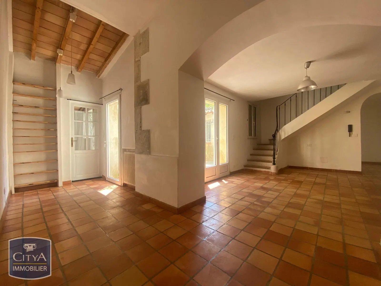 Photo 1 Maison 4 pièces 102.61m²