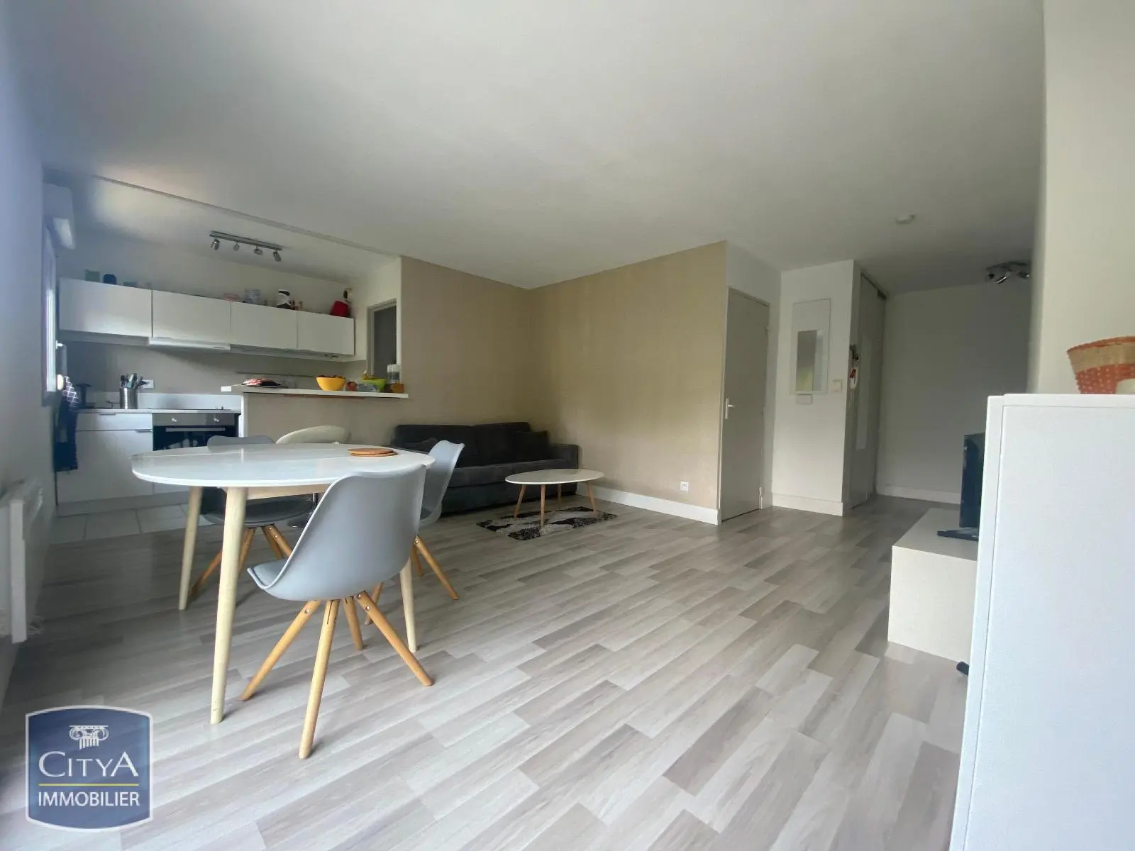 Photo 2 Appartement 3 pièces 56.6m²
