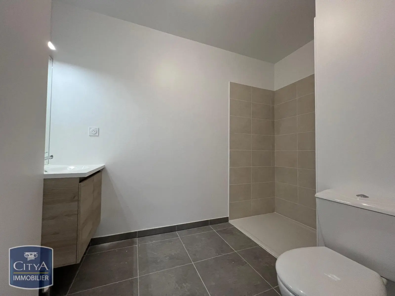 Photo 7 appartement Arles