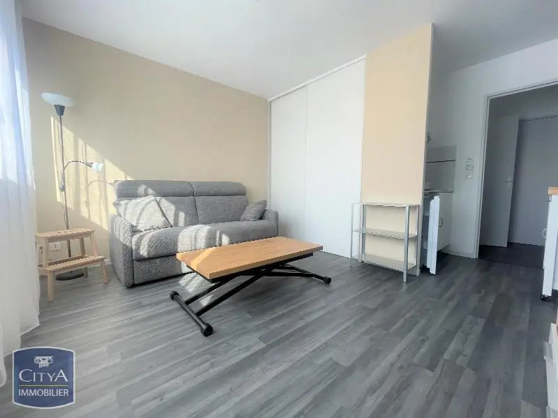 Photo 1 Appartement 1 pièce 22.33m²