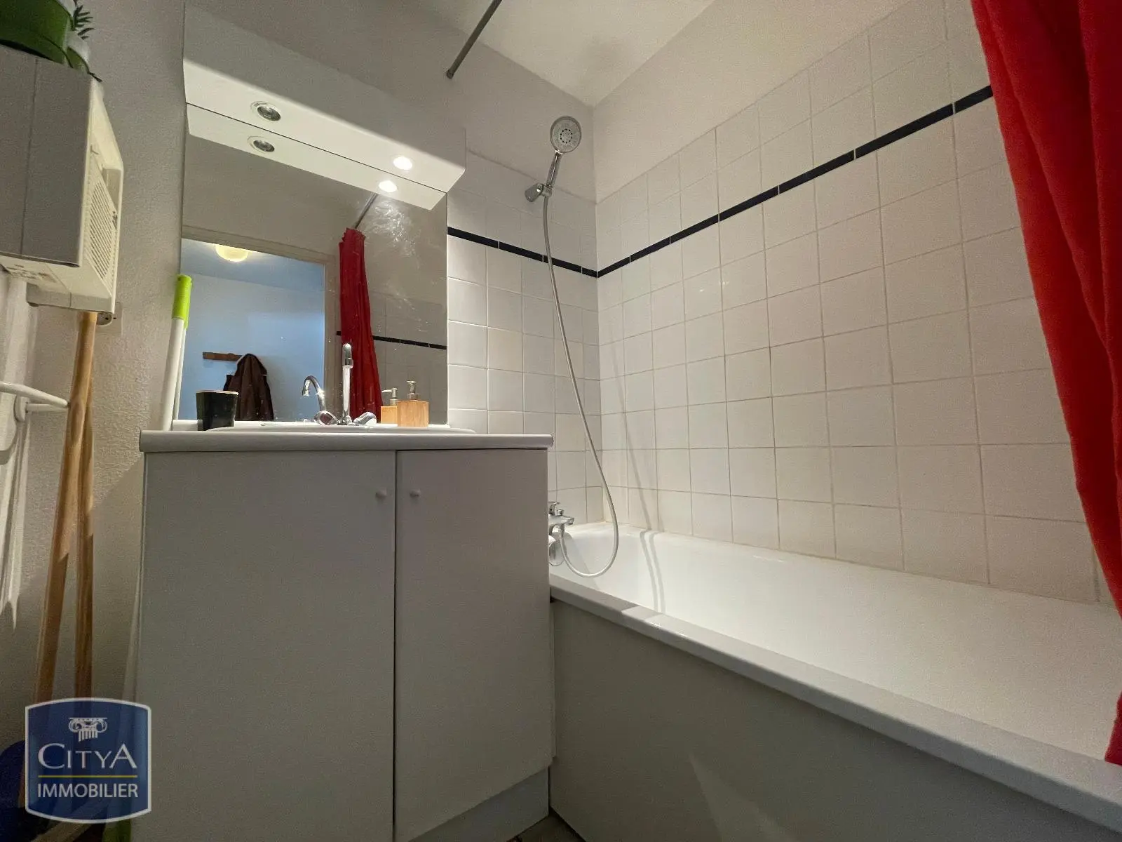 Photo 3 Appartement 1 pièce 18.92m²