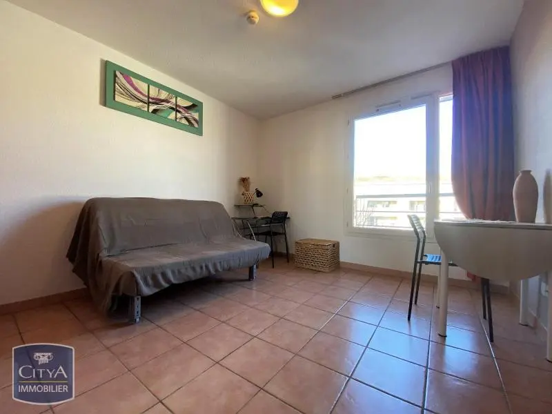 Photo 1 Appartement 1 pièce 18m²
