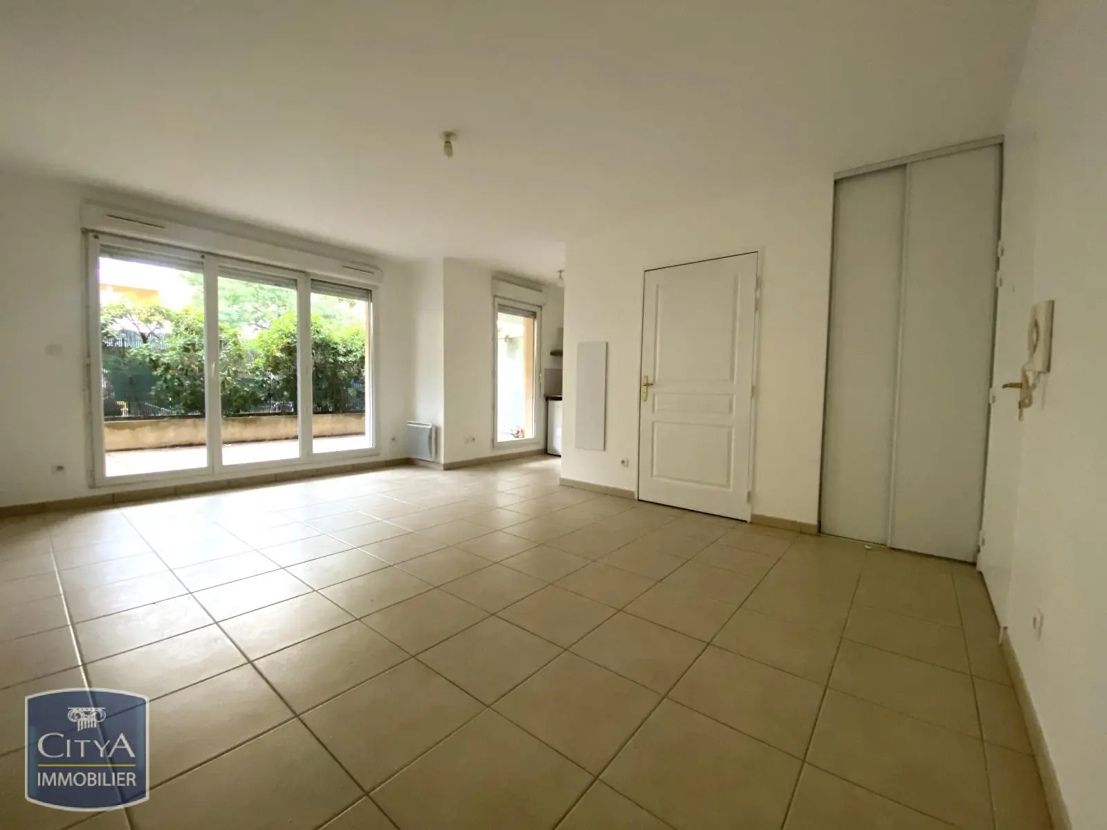 Photo 1 Appartement 1 pièce 30.06m²