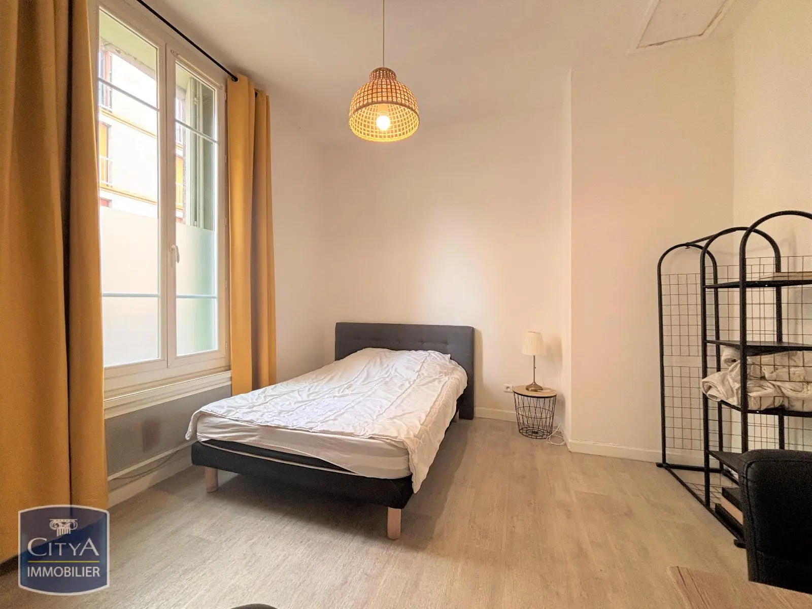 Photo 1 Appartement 1 pièce 18.2m²