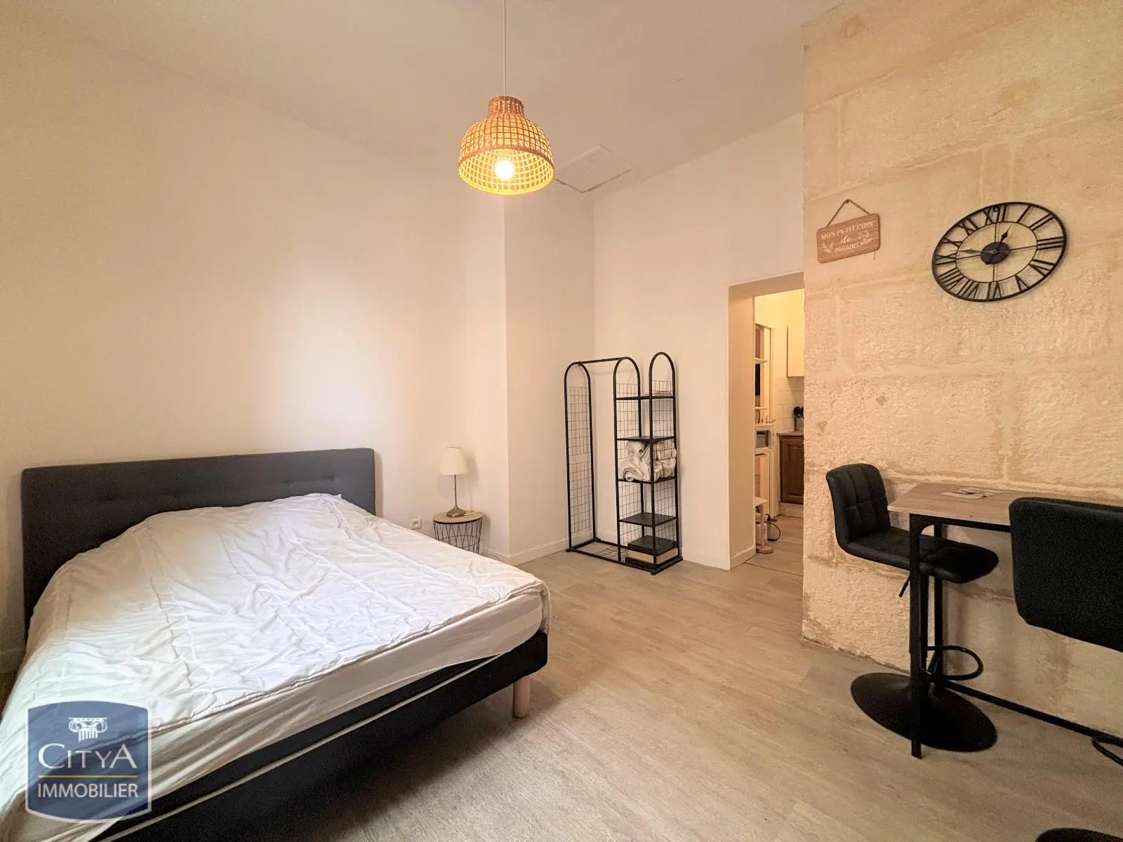 Photo 2 Appartement 1 pièce 18.2m²