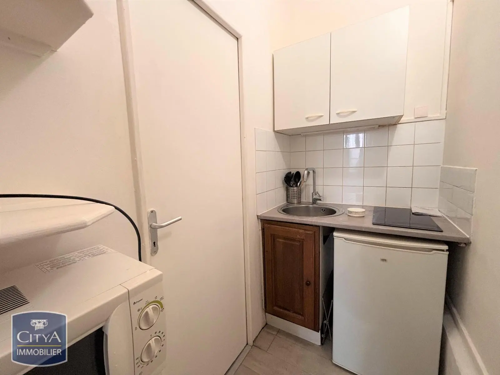 Photo 4 Appartement 1 pièce 18.2m²