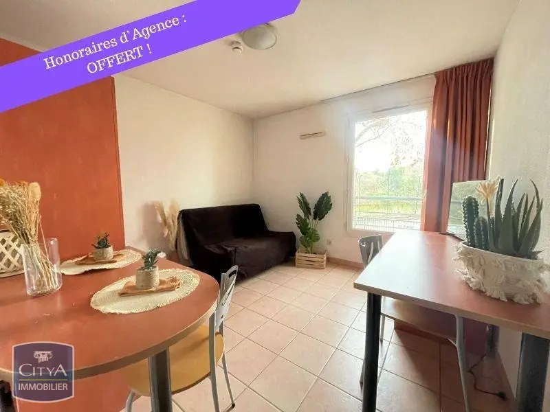 Photo 1 Appartement 1 pièce 17.79m²