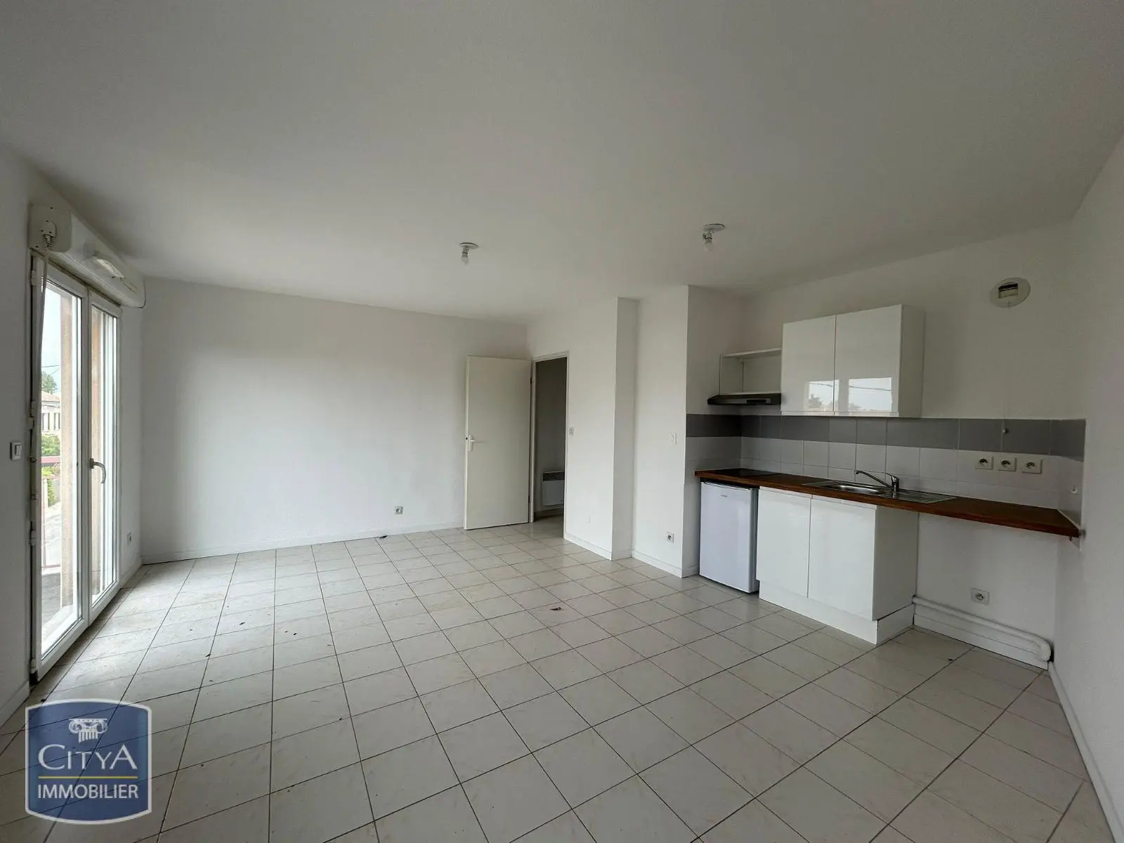 Photo 1 Appartement 1 pièce 30.38m²
