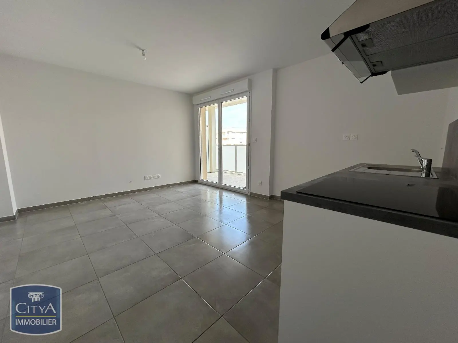 Photo 1 Appartement 1 pièce 31.09m²