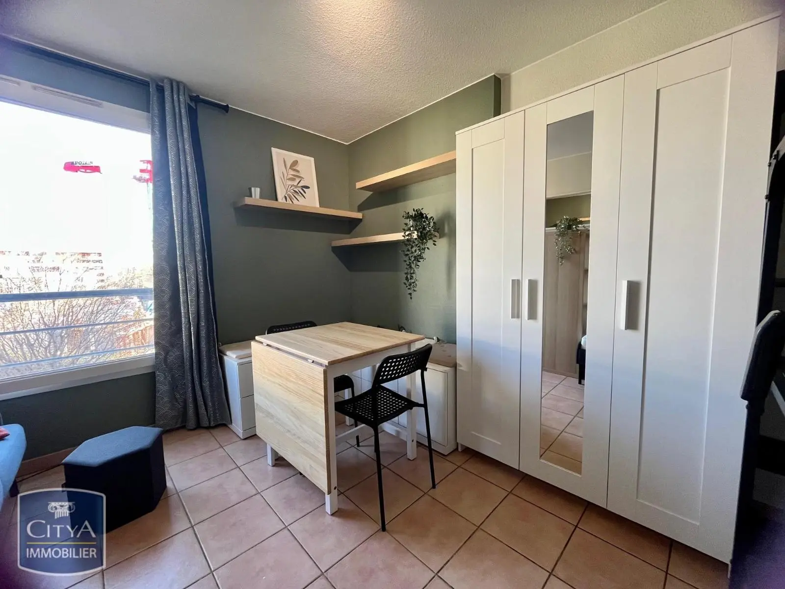 Photo 2 Appartement 1 pièce 18.03m²