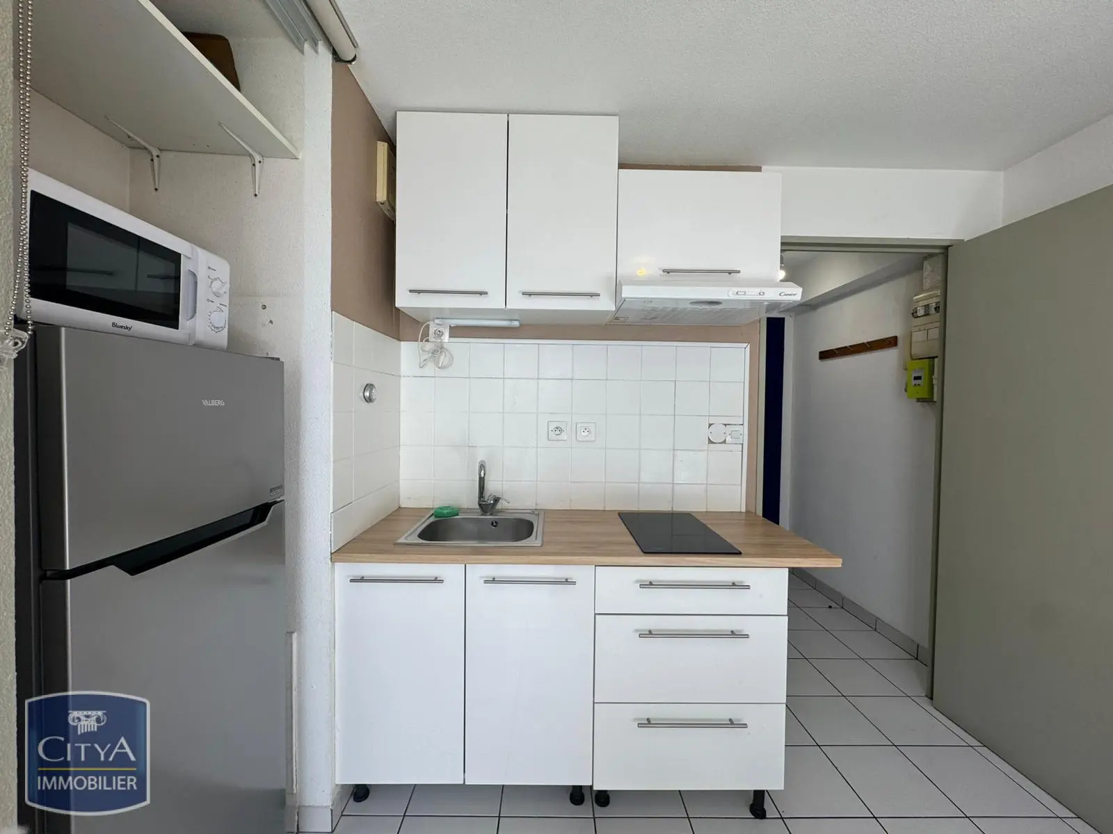 Photo 2 Appartement 1 pièce 18.15m²
