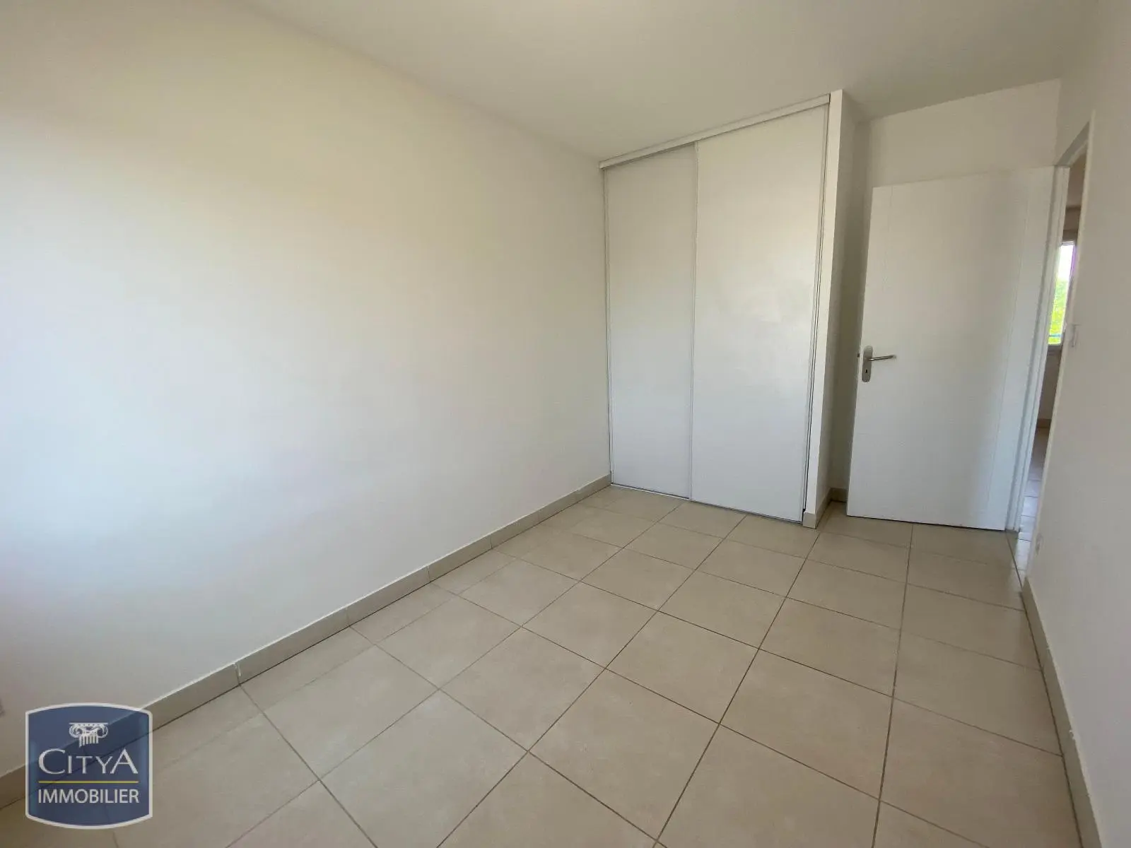 Photo 11 Appartement 4 pièces 75.92m²