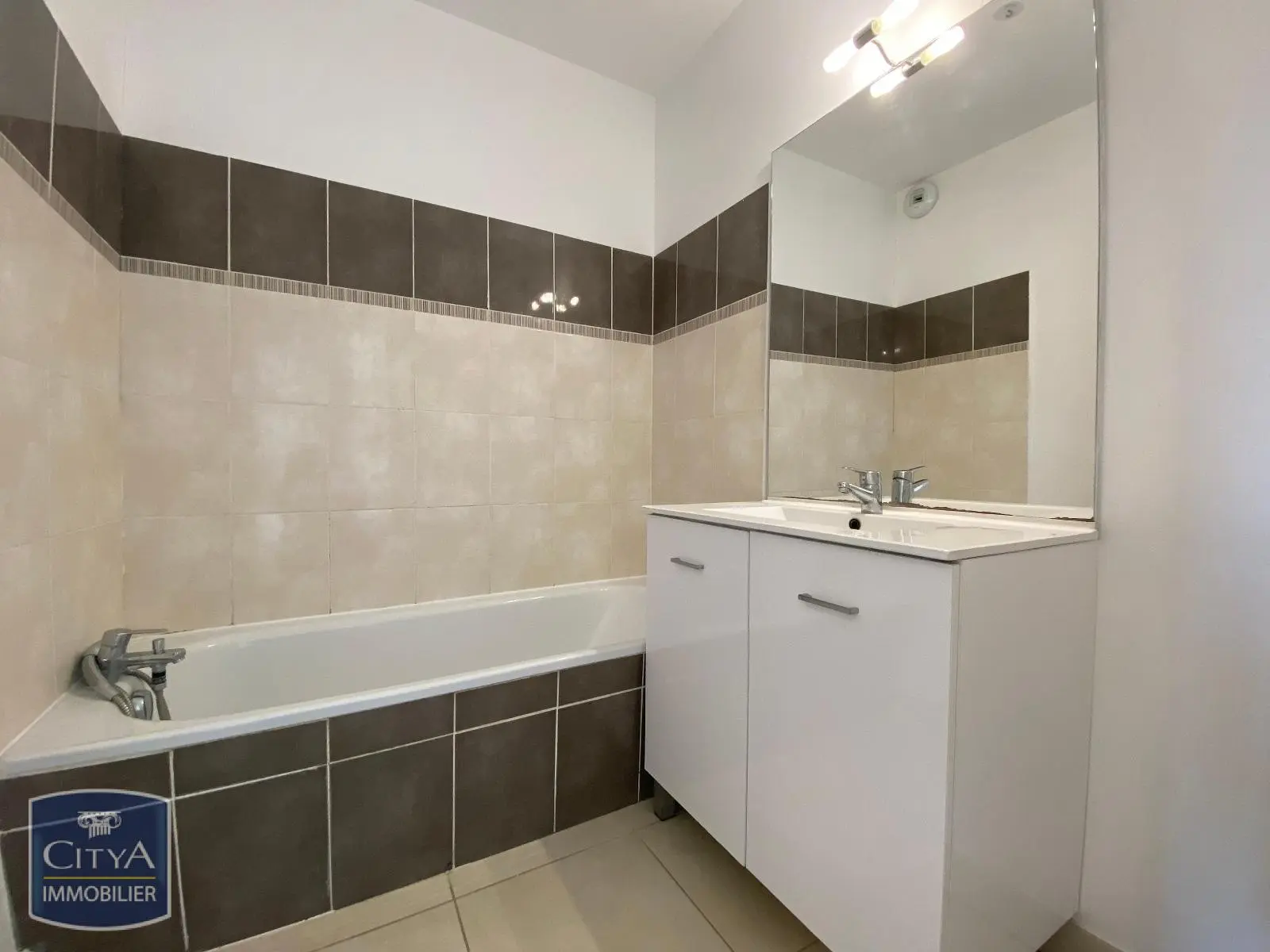 Photo 14 Appartement 4 pièces 75.92m²