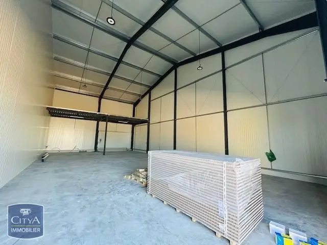 Photo 2 Local Commercial 200m²