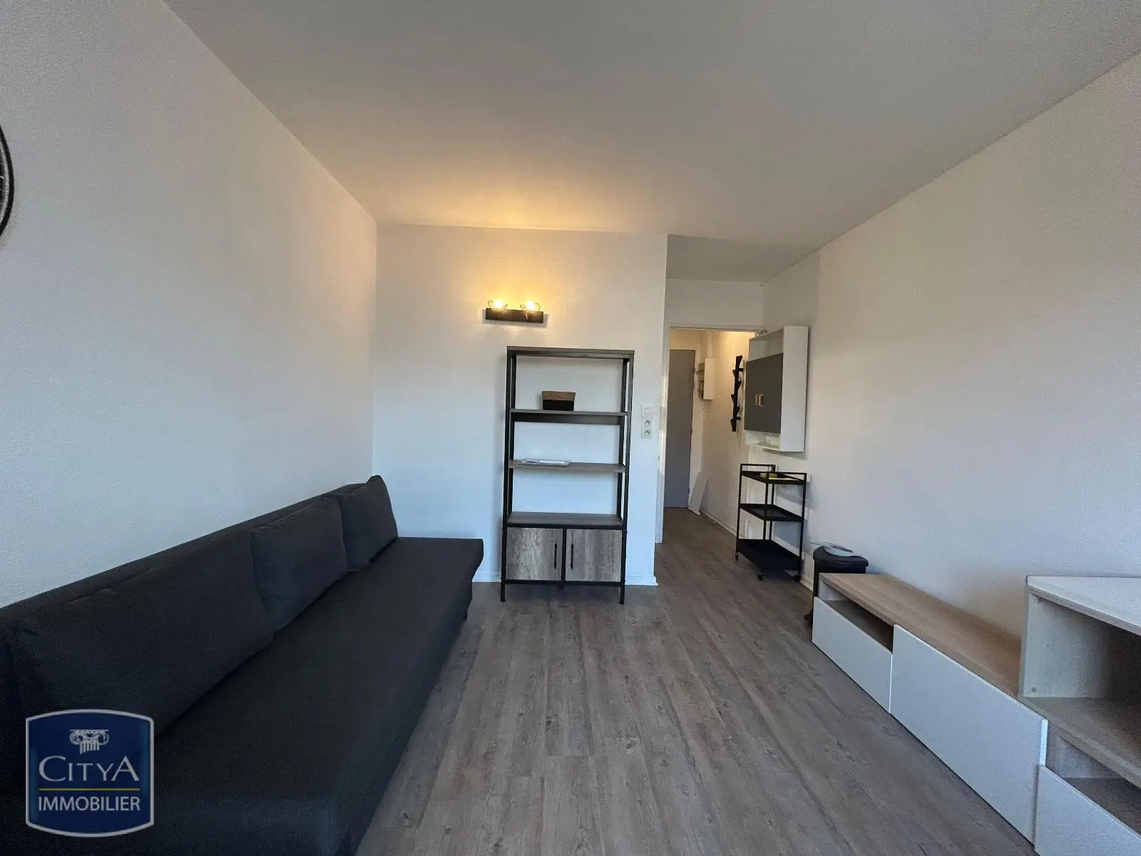 Photo 2 Appartement 1 pièce 19m²