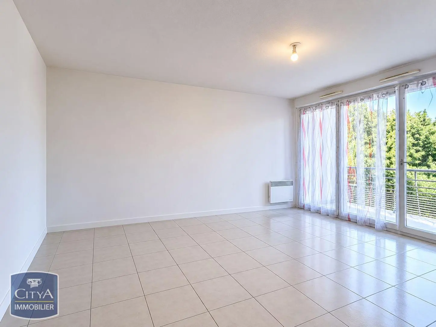 Photo 1 Appartement 1 pièce 27.57m²