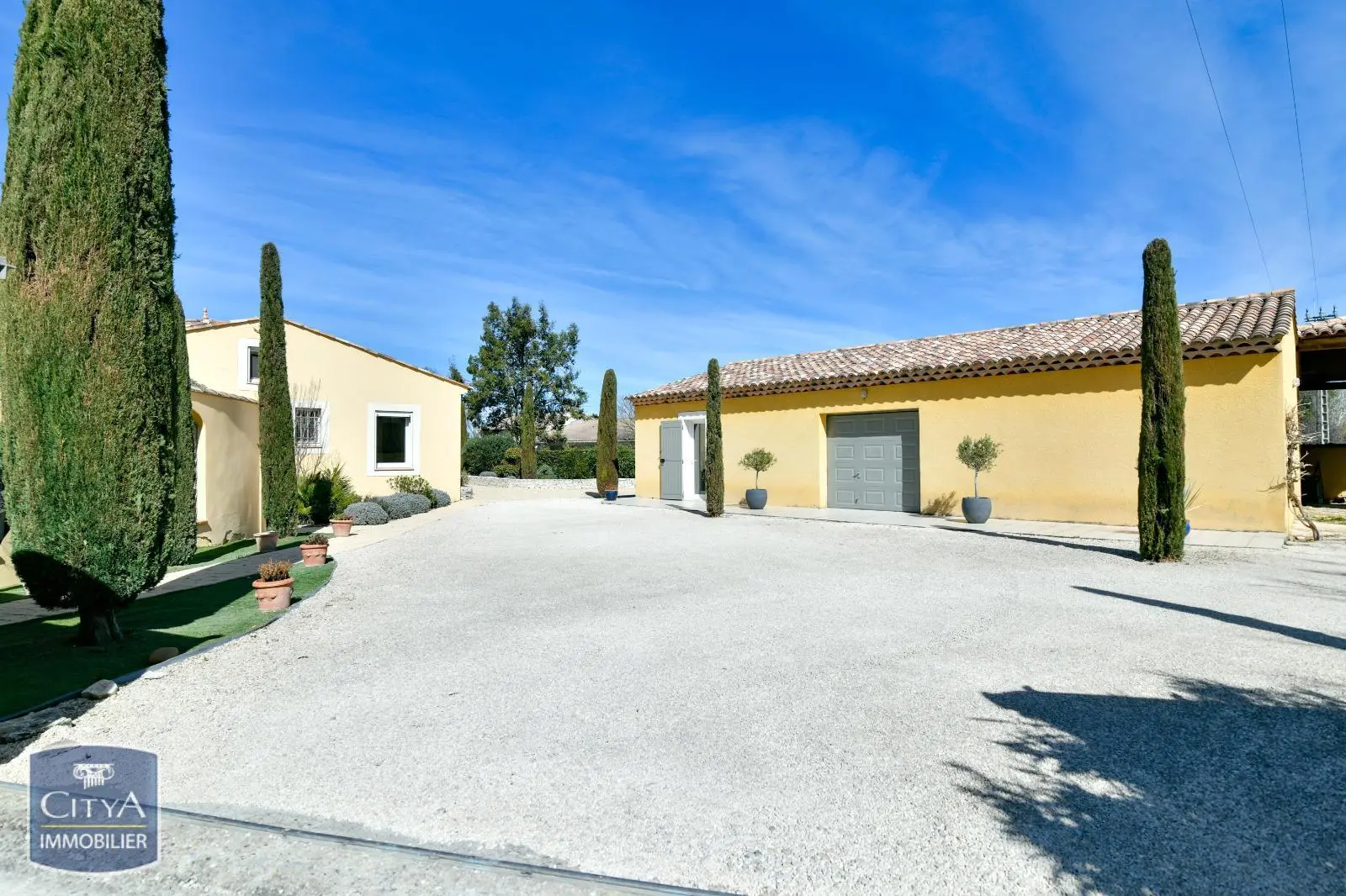 Photo 17 Maison 8 pièces 240m²