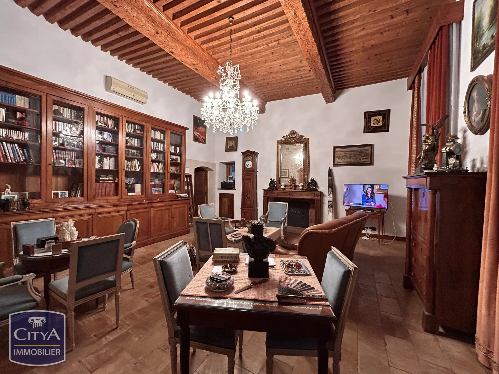 Photo 3 Immeuble 550m²