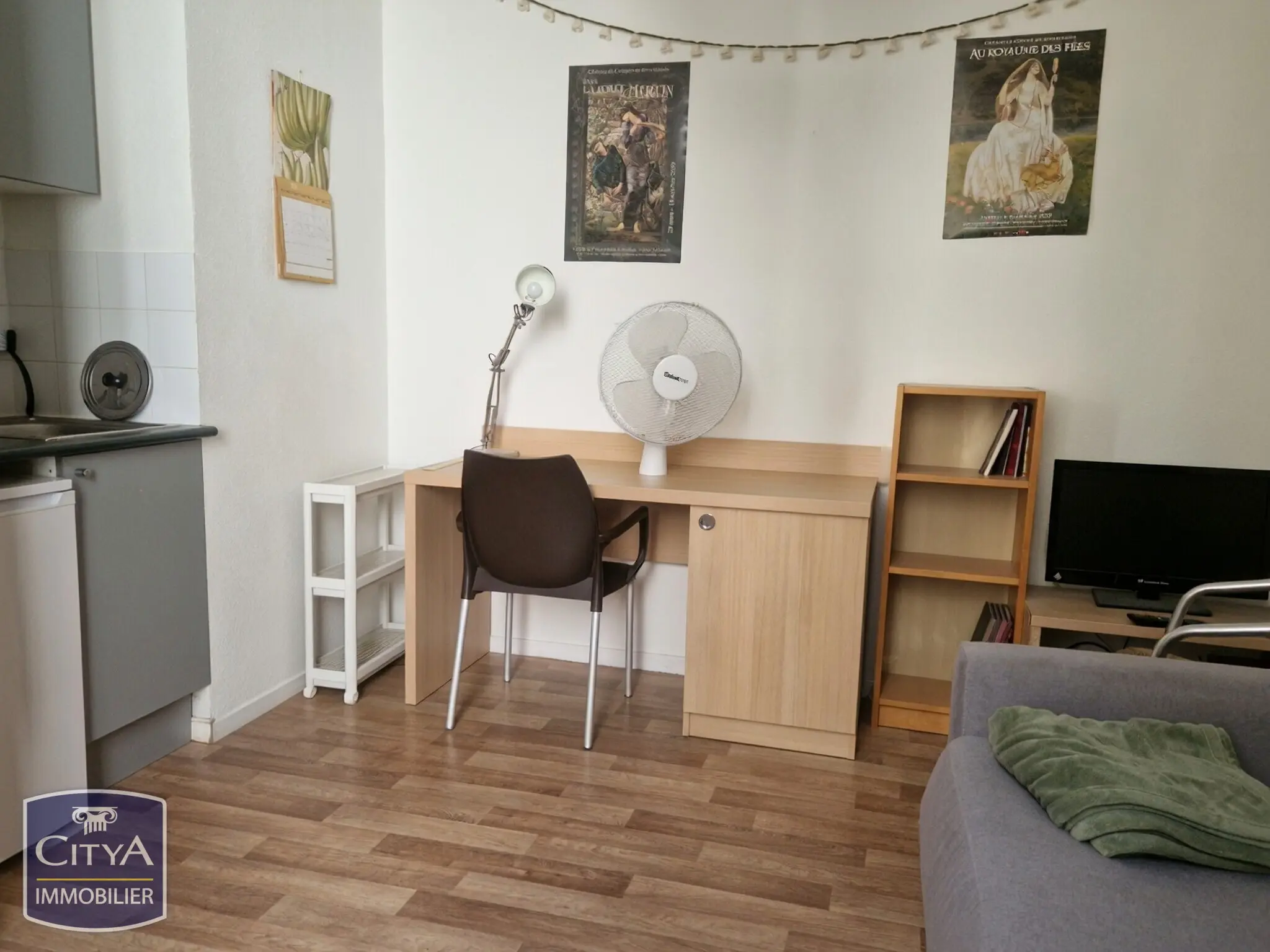 Photo 1 Appartement 1 pièce 18m²