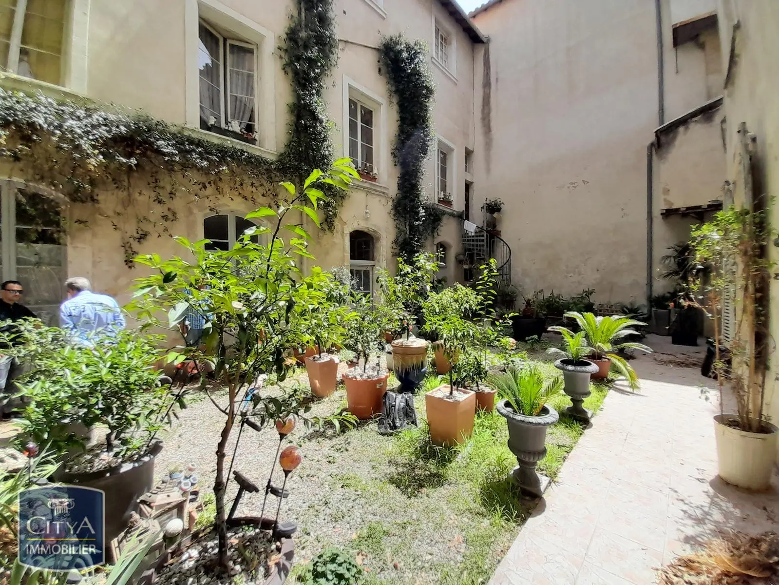 Photo 12 Immeuble 866m²