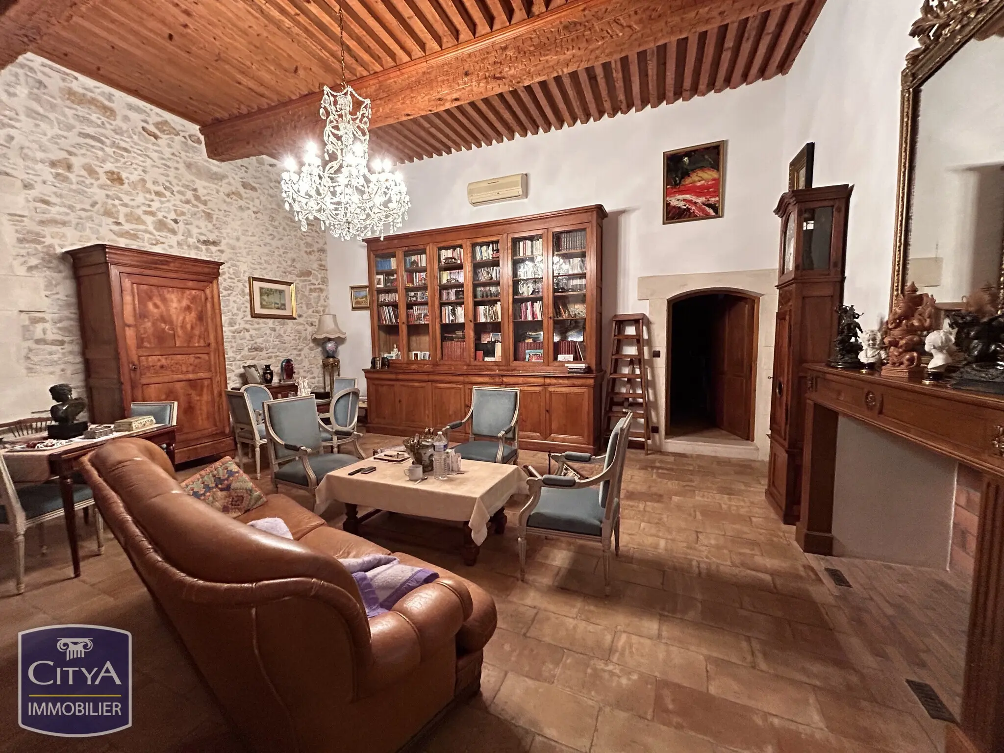 Photo 2 Immeuble 550m²