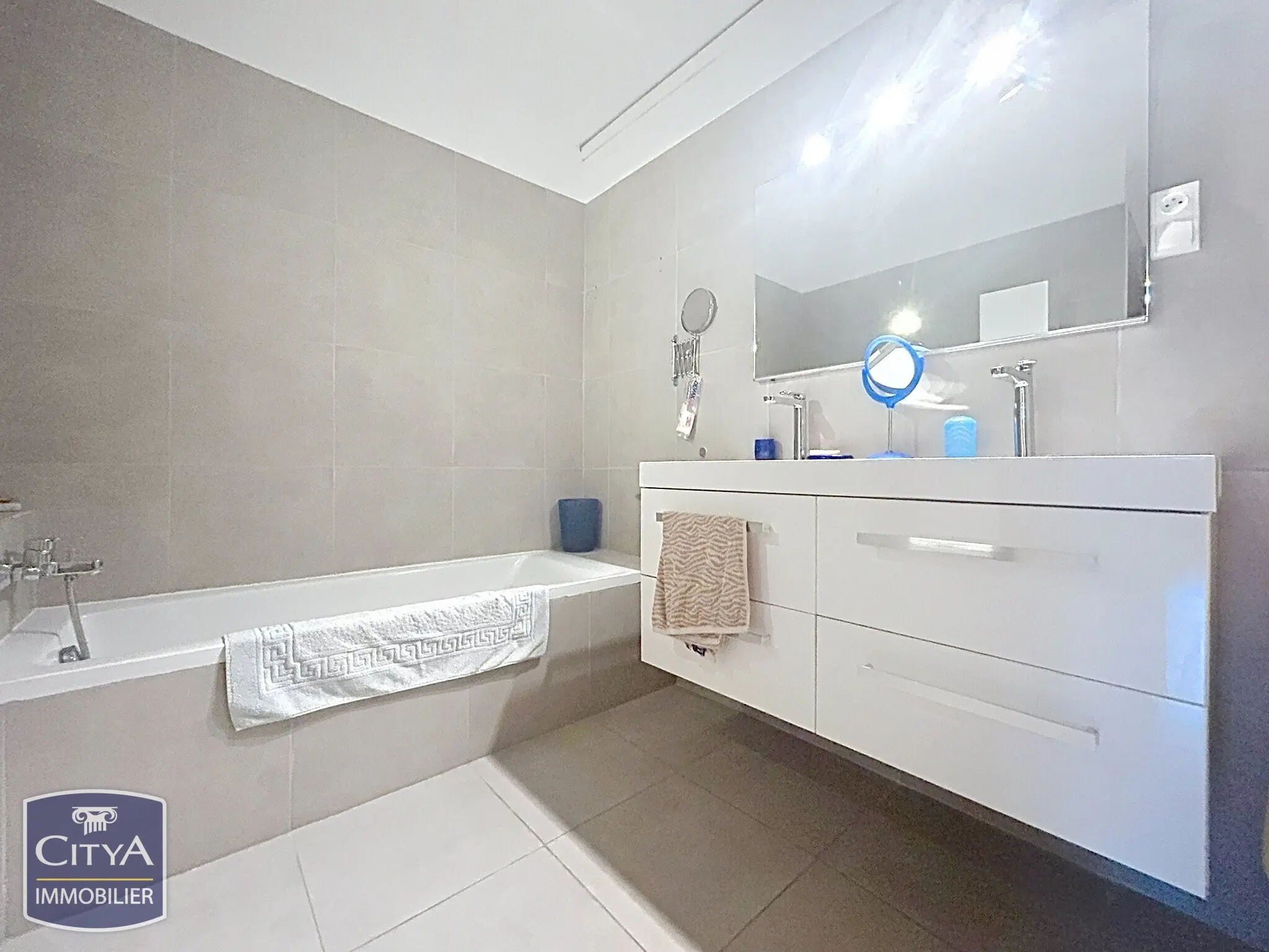 Photo 7 appartement Avignon