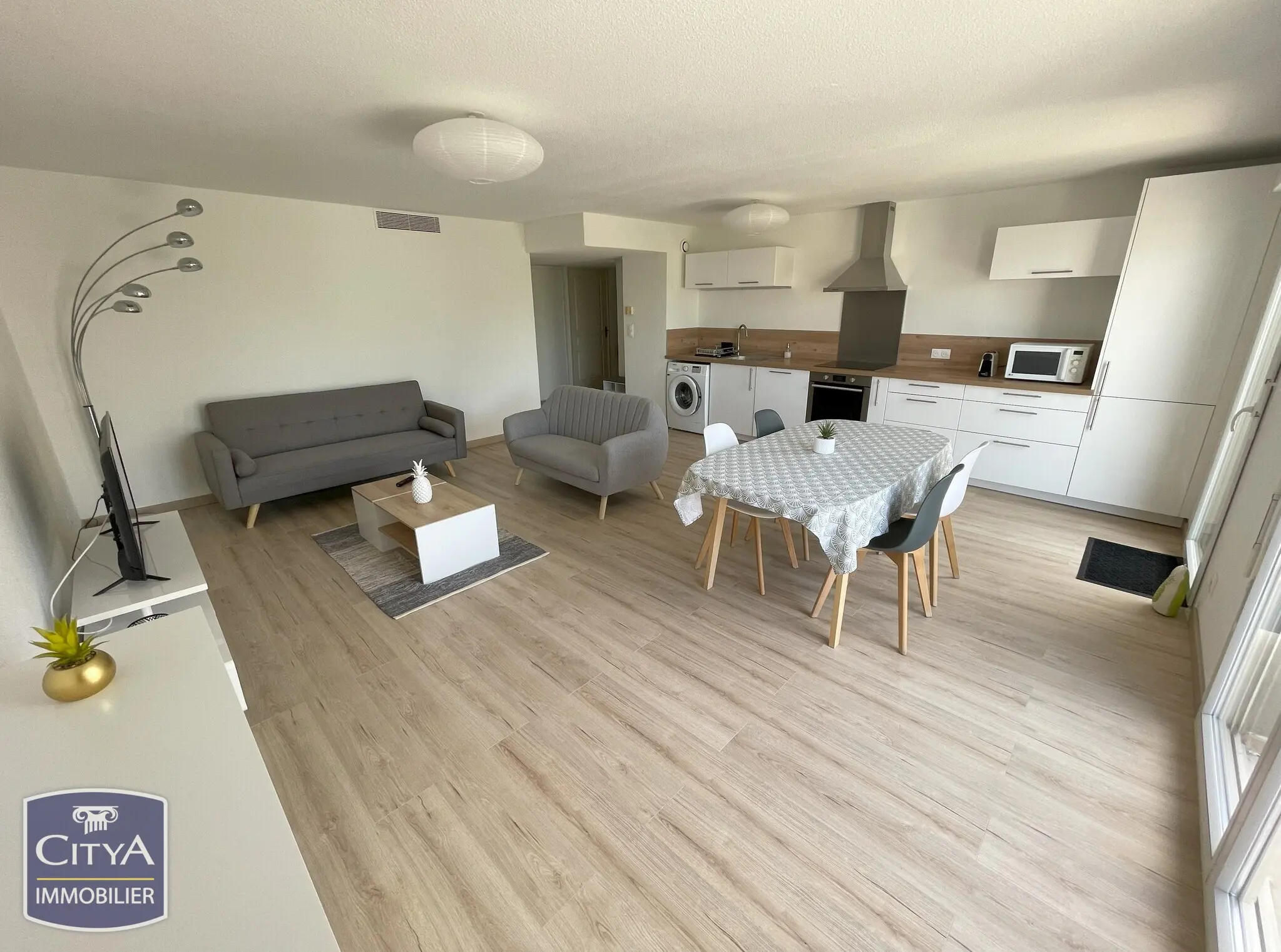 Photo 1 Appartement 4 pièces 84m²