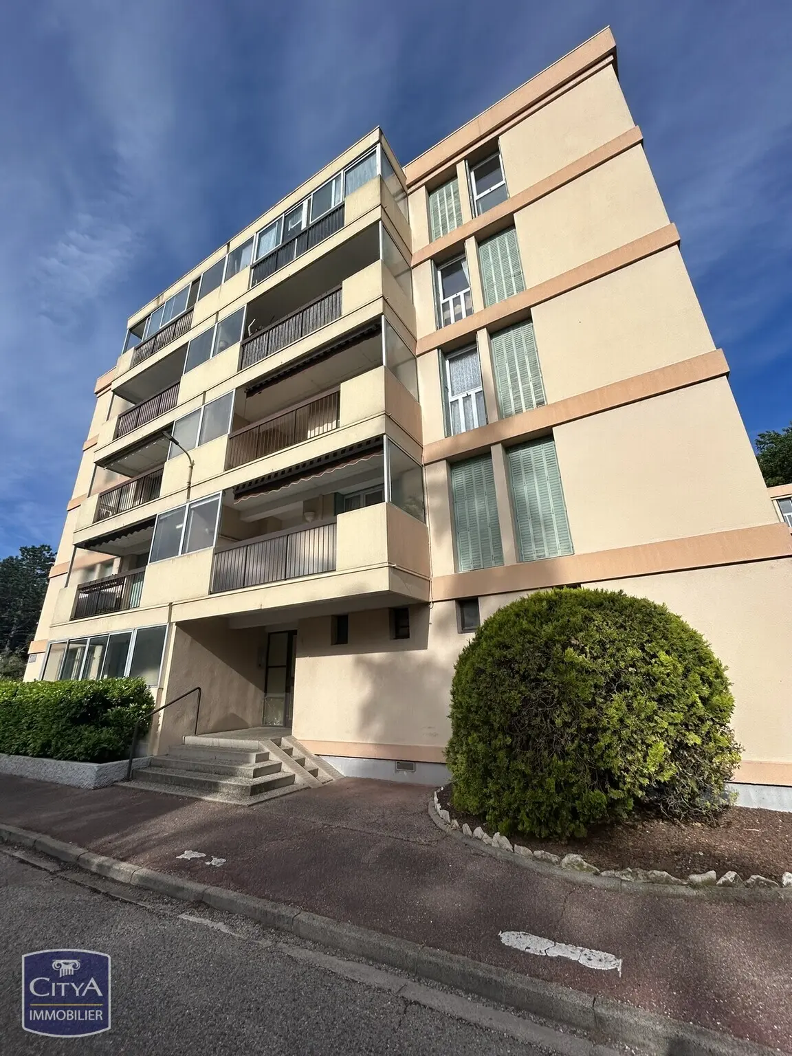 Photo 1 Appartement 4 pièces 76.6m²