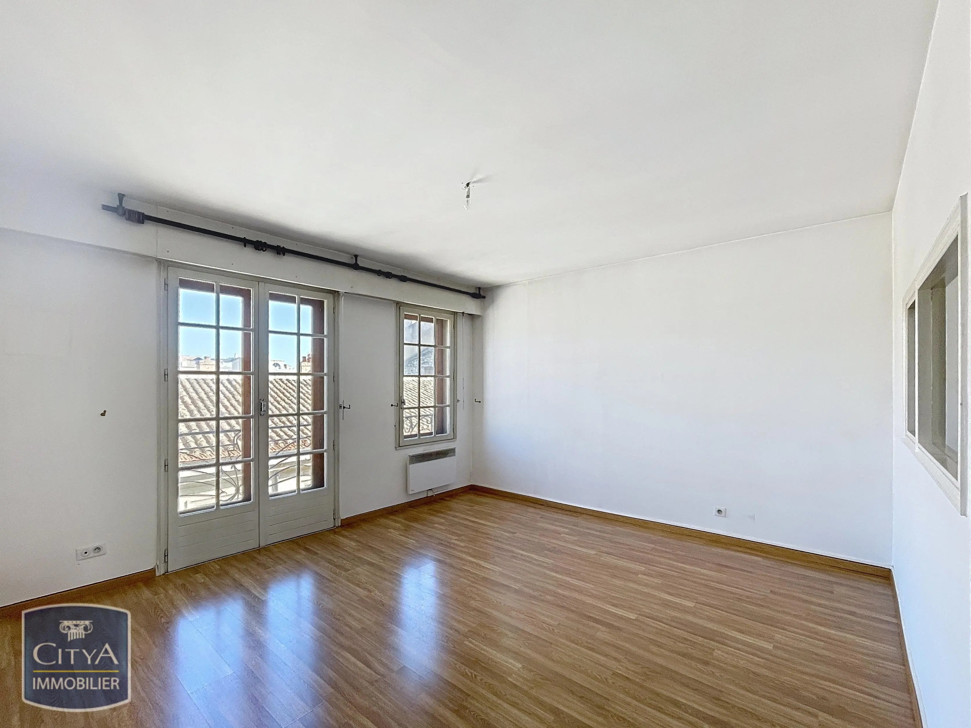 Photo 1 Appartement 1 pièce 30m²