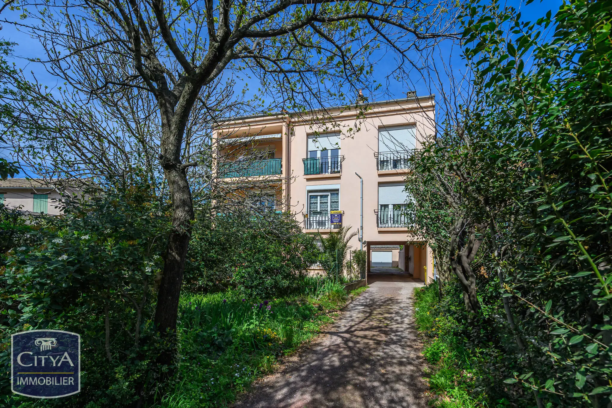 Photo 1 Appartement 2 pièces 65m²