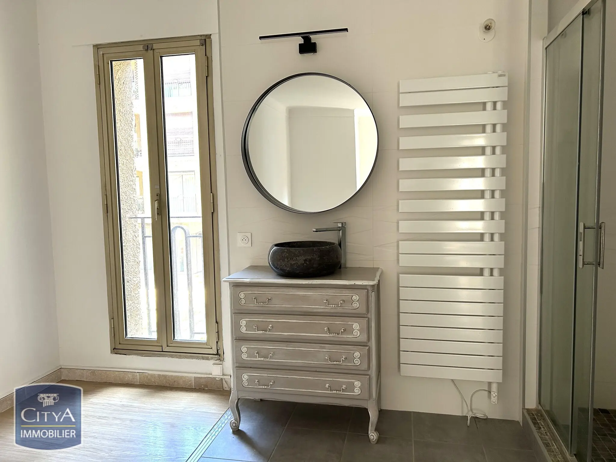 Photo 8 Appartement 2 pièces 105m²