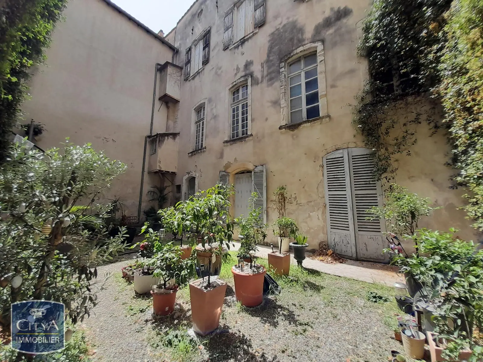 Photo 13 Immeuble 866m²