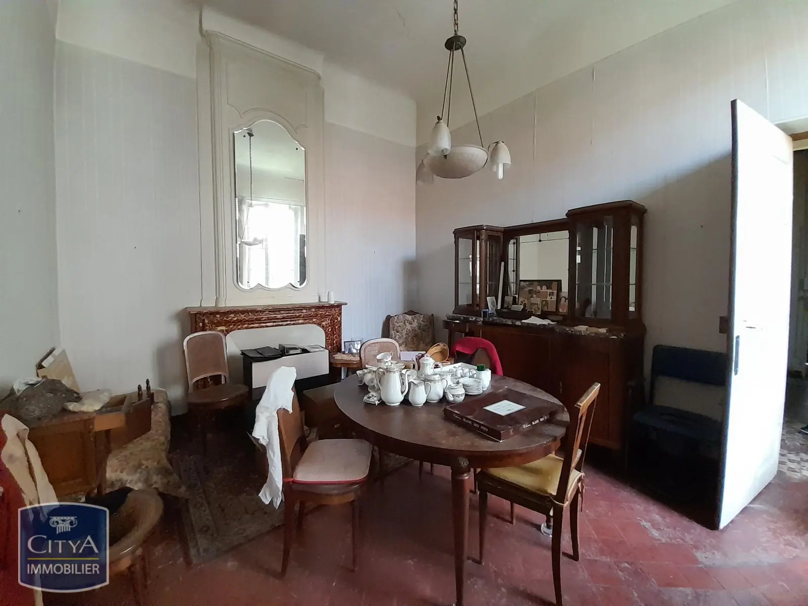 Photo 2 Immeuble 866m²