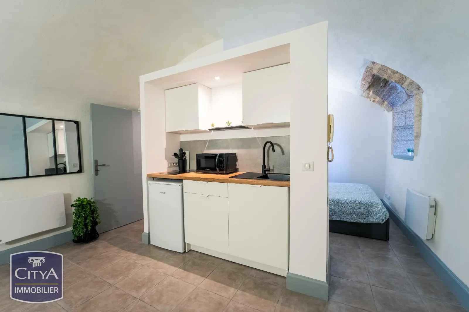 Photo 3 Appartement 1 pièce 27.4m²