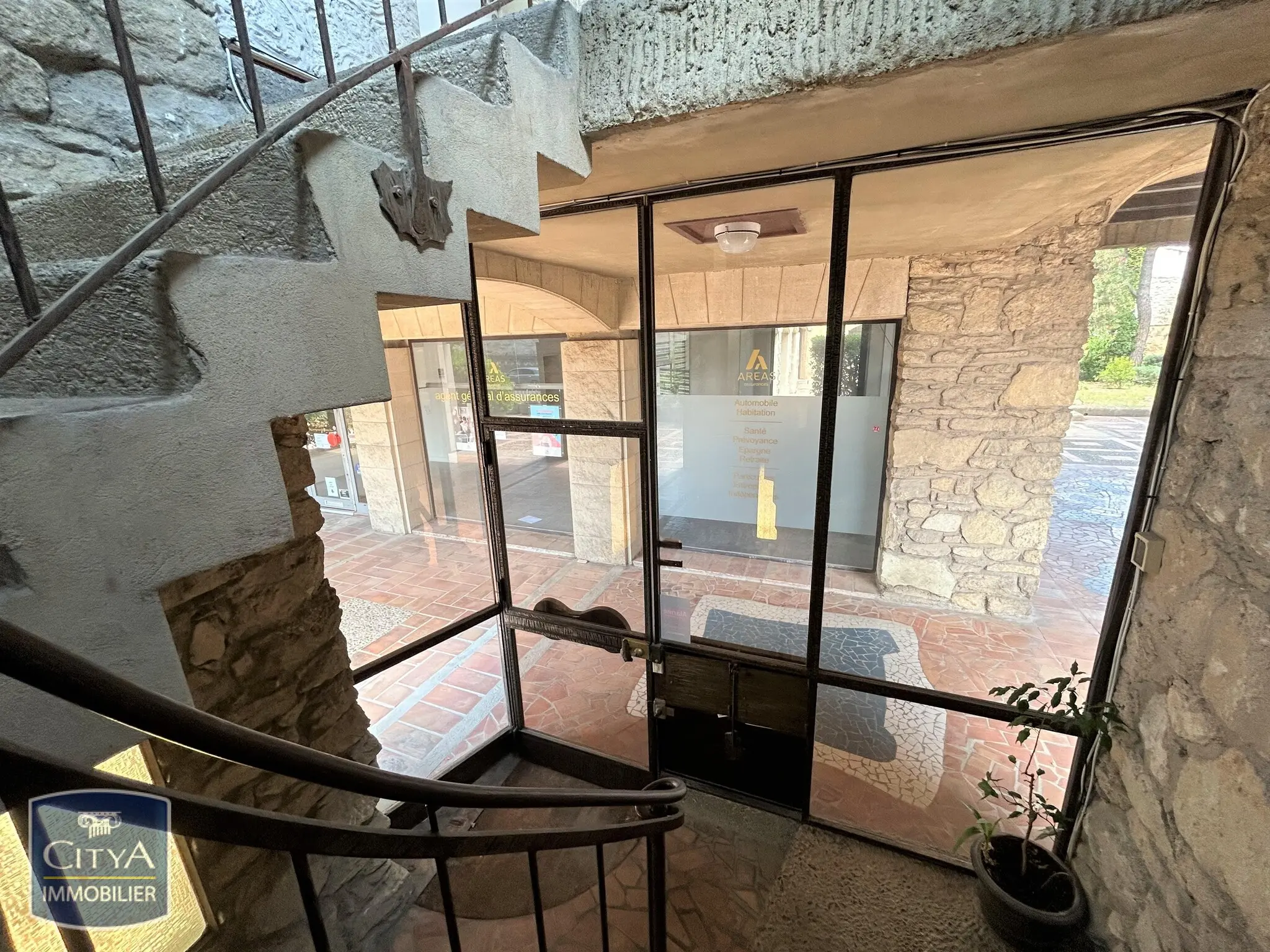 Photo 11 Appartement 2 pièces 105m²