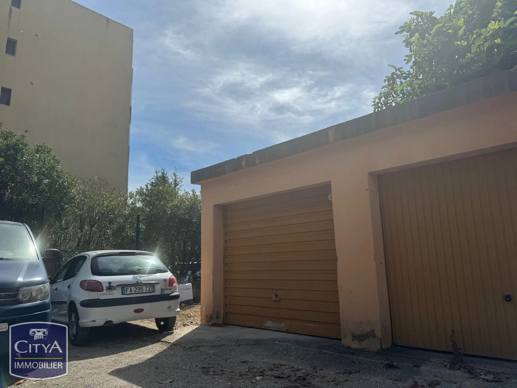 Photo 1 Parking 14m²