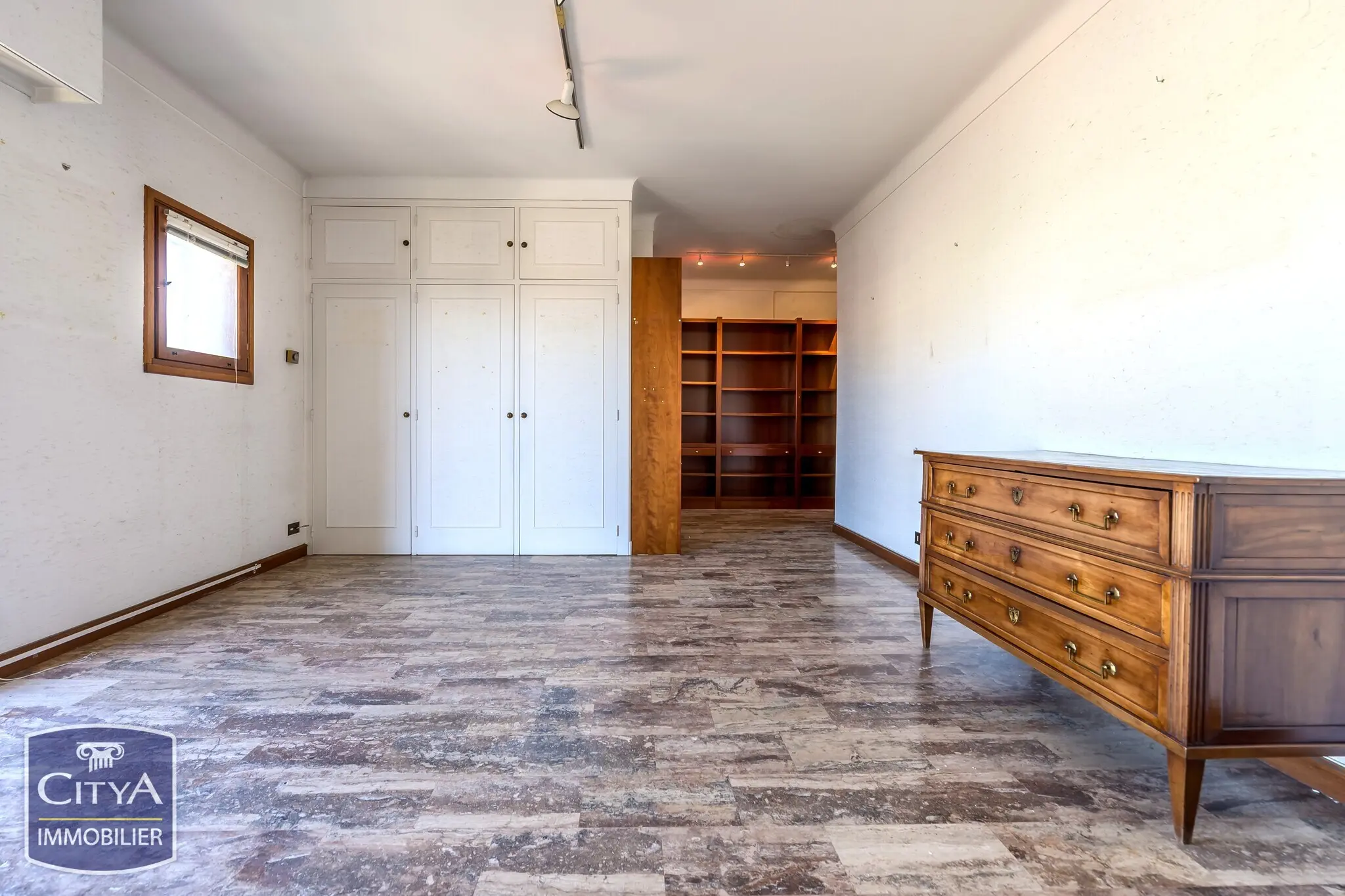 Photo 2 Appartement 2 pièces 56m²