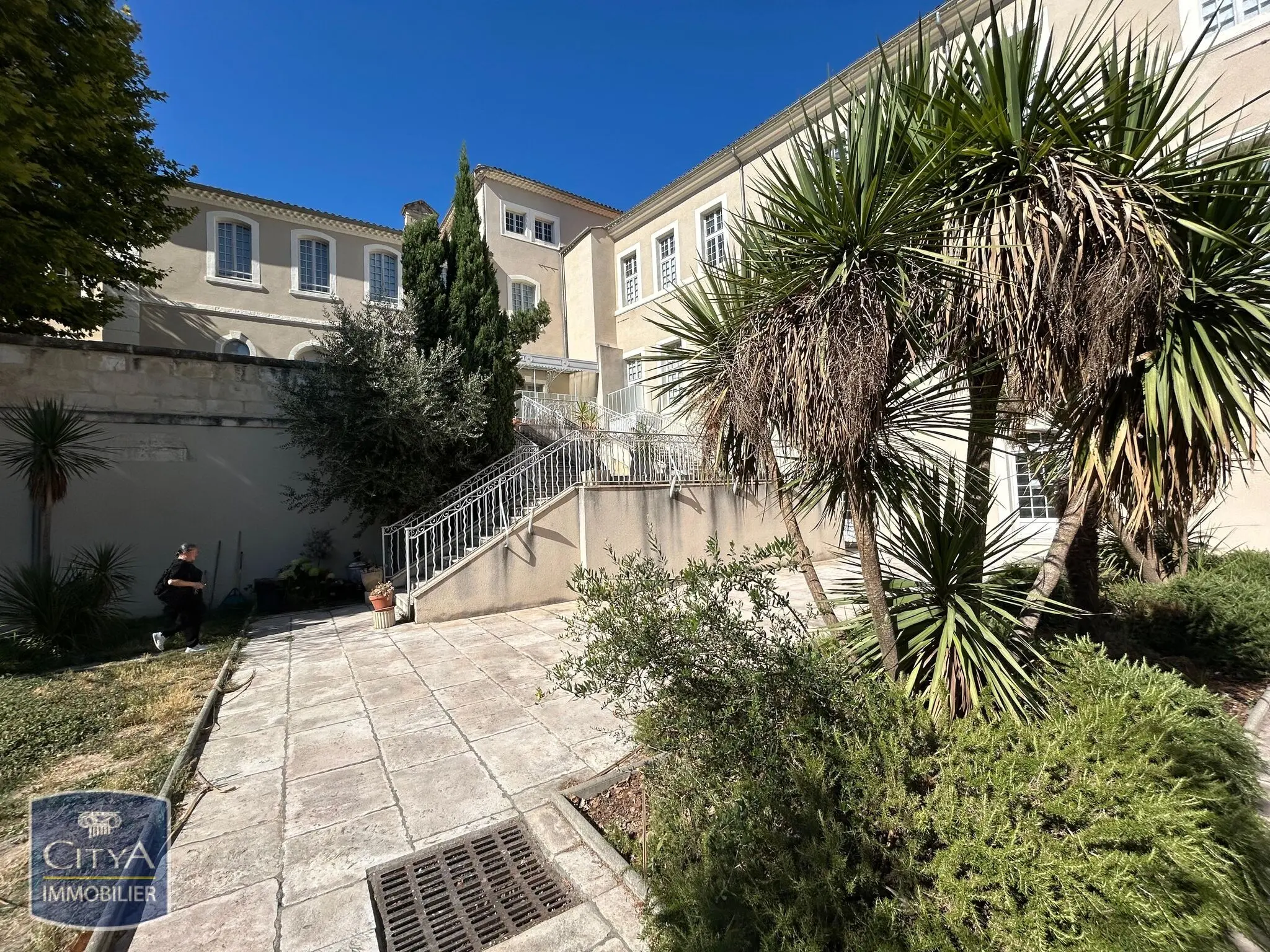 Photo 15 Appartement 2 pièces 99m²