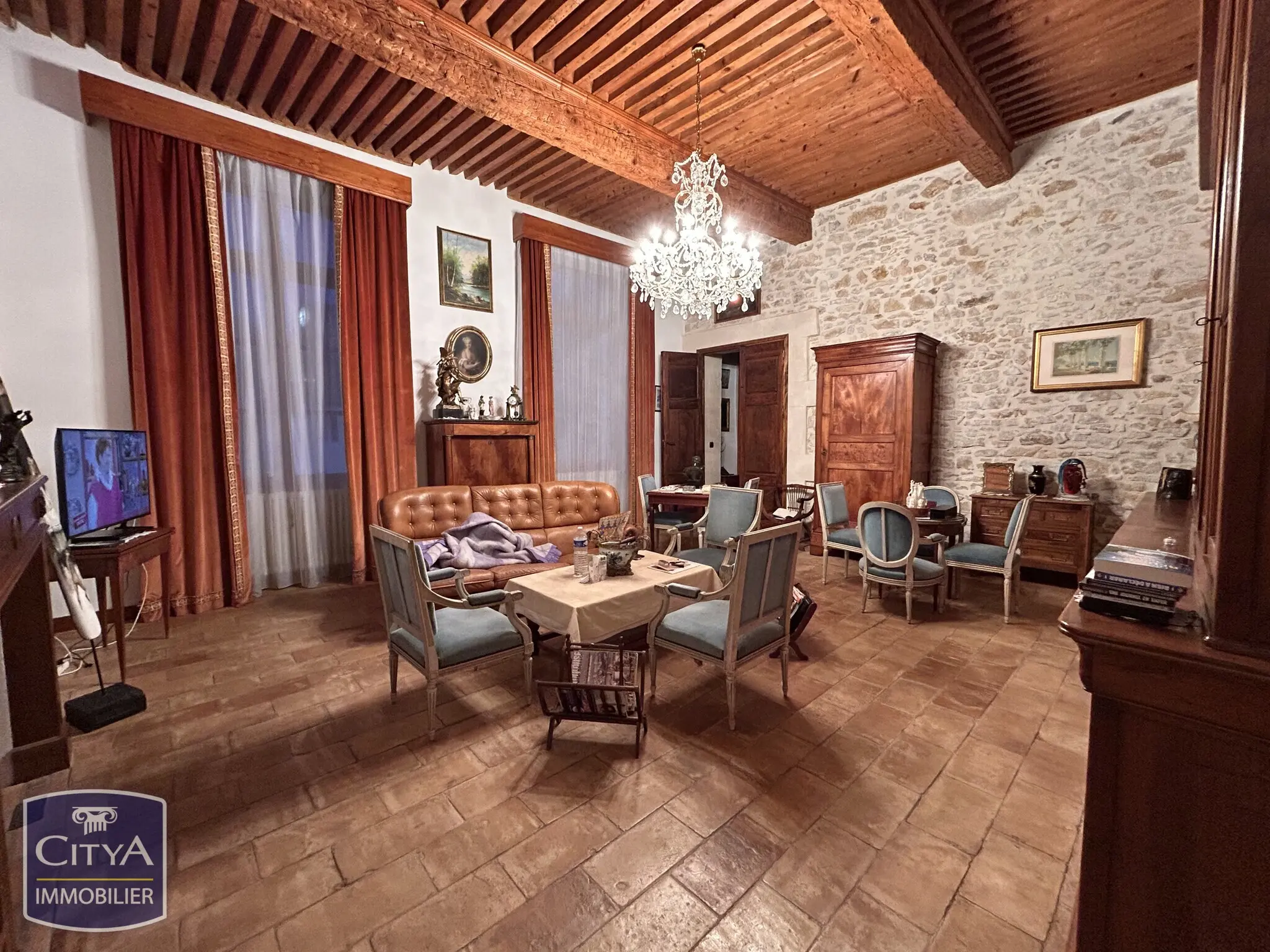 Photo 1 Immeuble 550m²