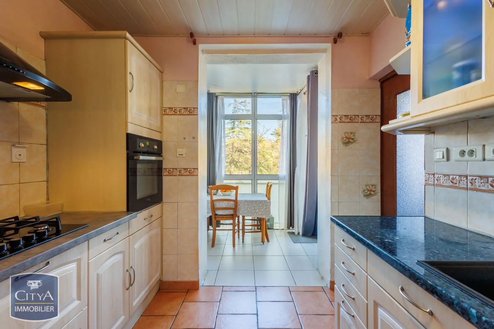 Photo 1 Appartement 4 pièces 75.27m²