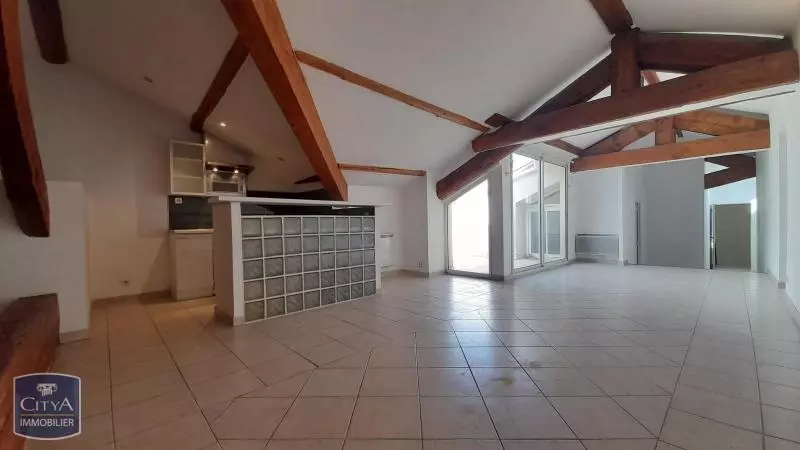 Illustration pour Appartement 3 pièces 86m² Photo Appartement 3 pièces 86m²