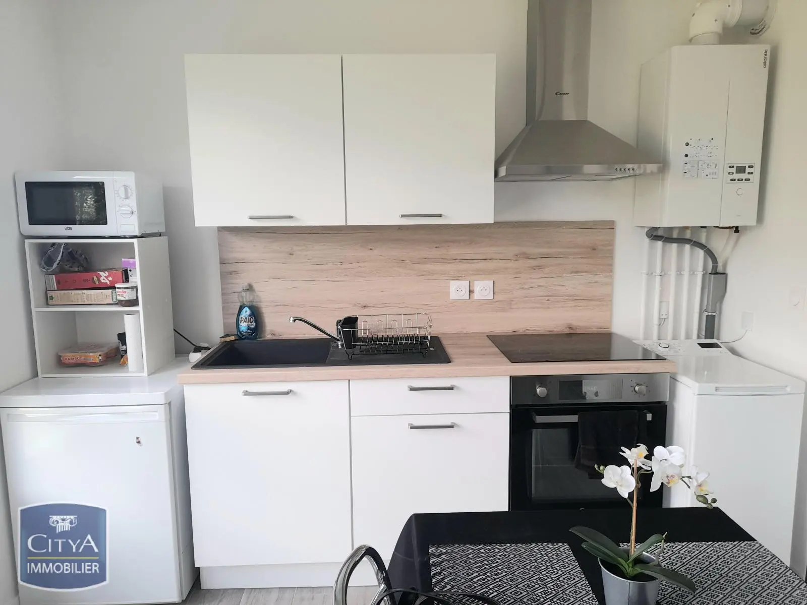 Photo 2 Appartement 1 pièce 22.28m²