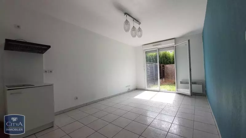 Illustration pour Appartement 2 pièces 34.32m² Photo Appartement 2 pièces 34.32m²