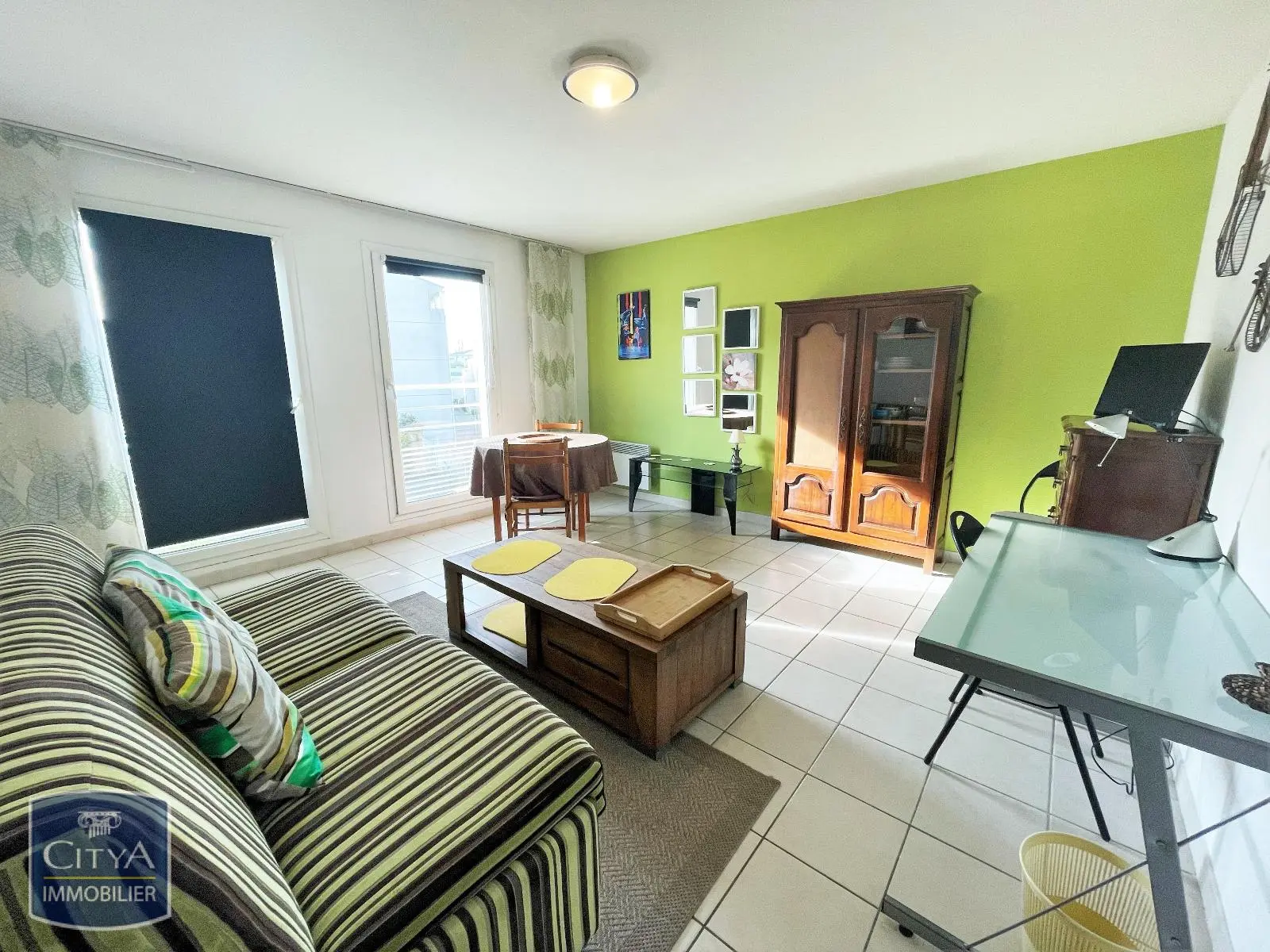 Photo 1 Appartement 1 pièce 27m²