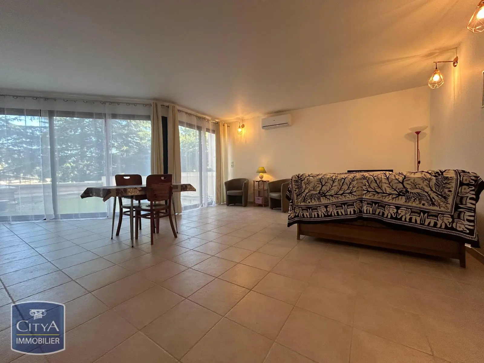 Photo 1 Appartement 3 pièces 79m²