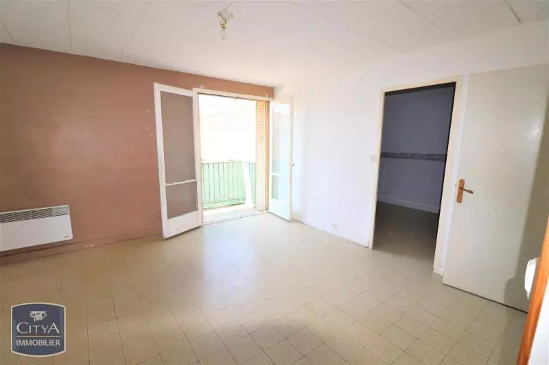 Illustration pour Appartement 3 pièces 54m² Photo Appartement 3 pièces 54m²