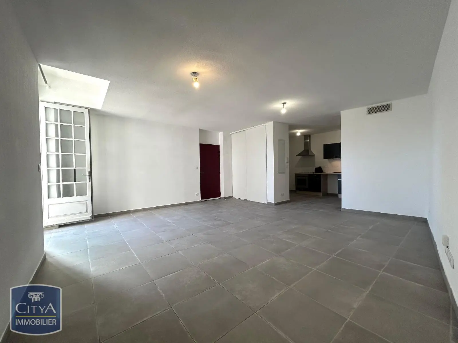 Photo 3 Appartement 2 pièces 99m²